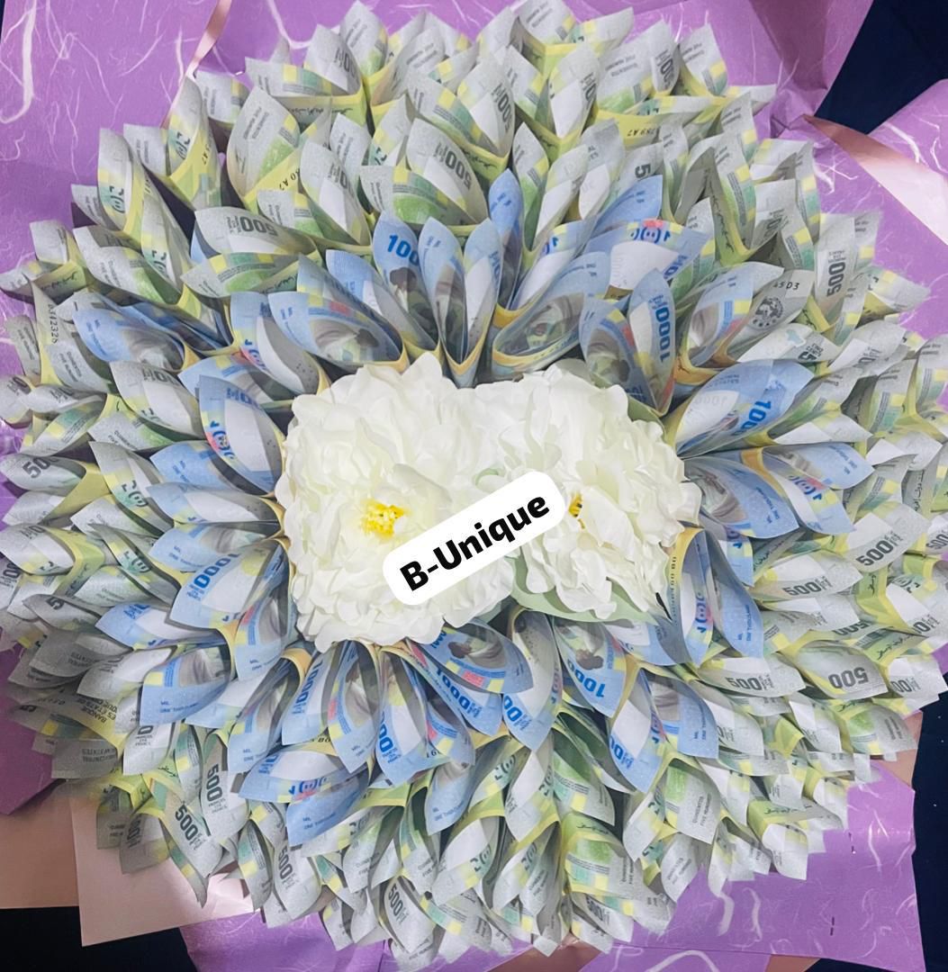 B-Unique money bouquet gift Cameroon