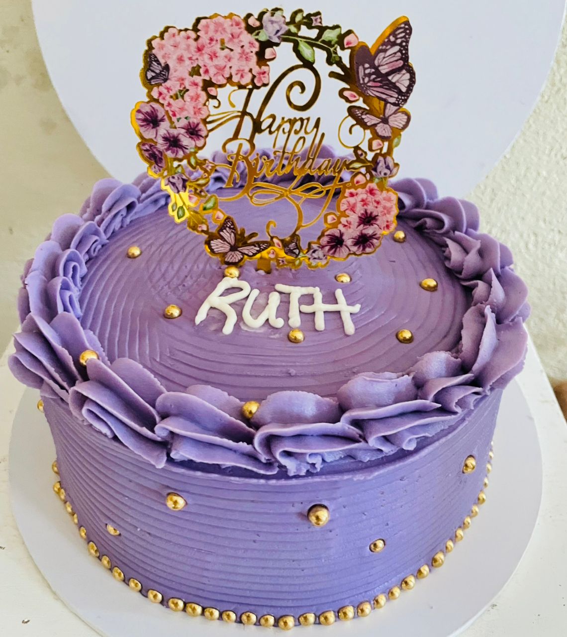 Personalised birthday cake by B-Unique bakery
